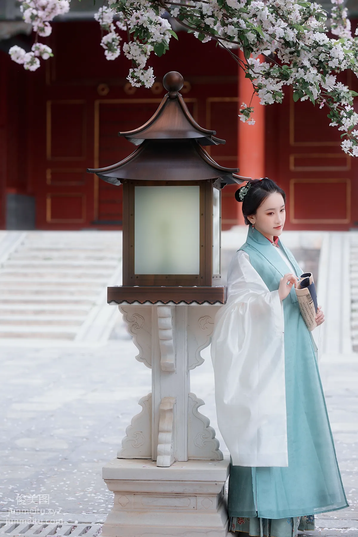 Qing Kong: YiTuYu photo 2