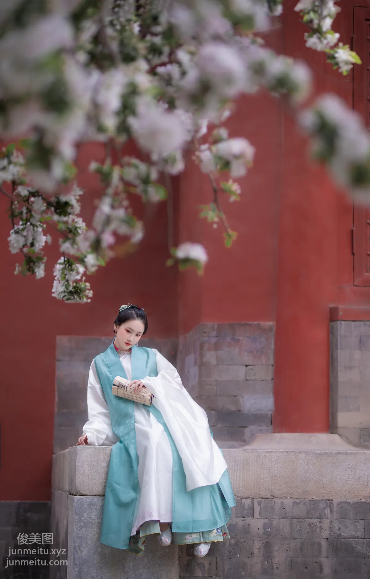 Qing Kong: YiTuYu photo 16