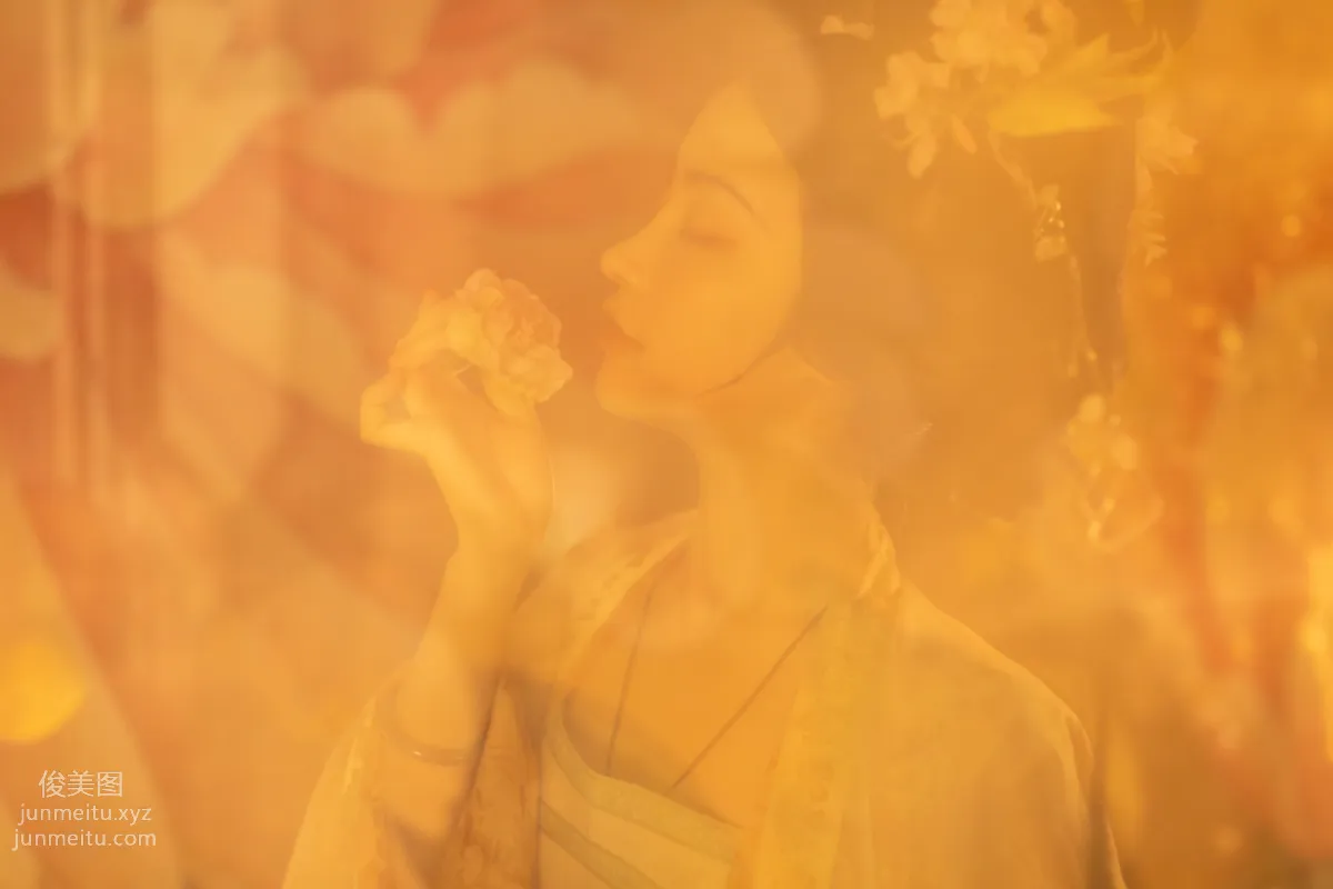 Lan Yin: YiTuYu photo 5