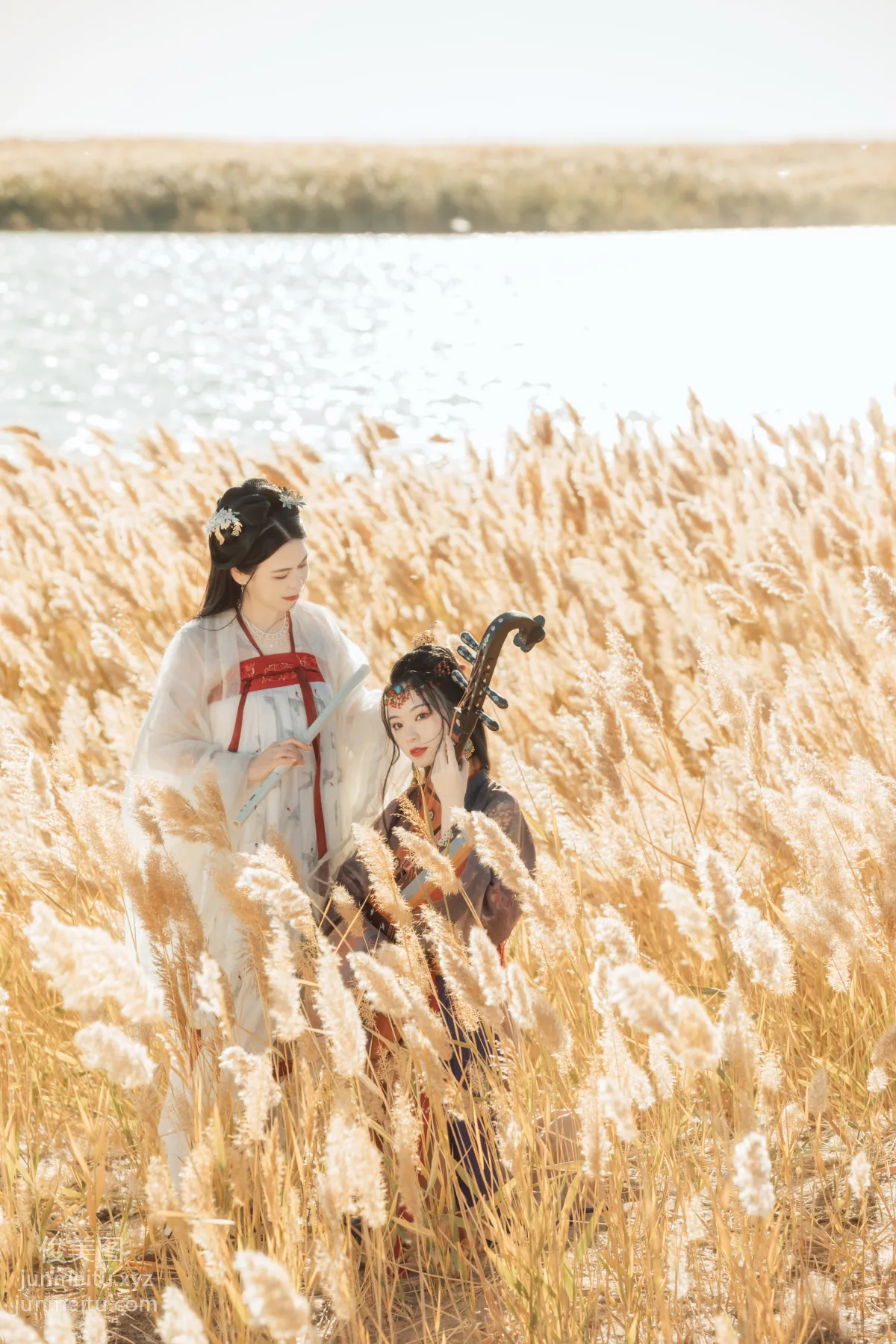 Bo He: YiTuYu photo 7