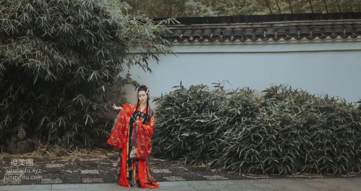 A Ling: YiTuYu photo 3