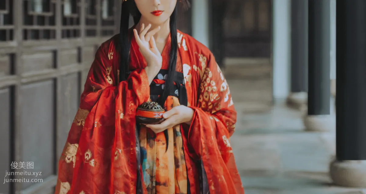 A Ling: YiTuYu photo 14