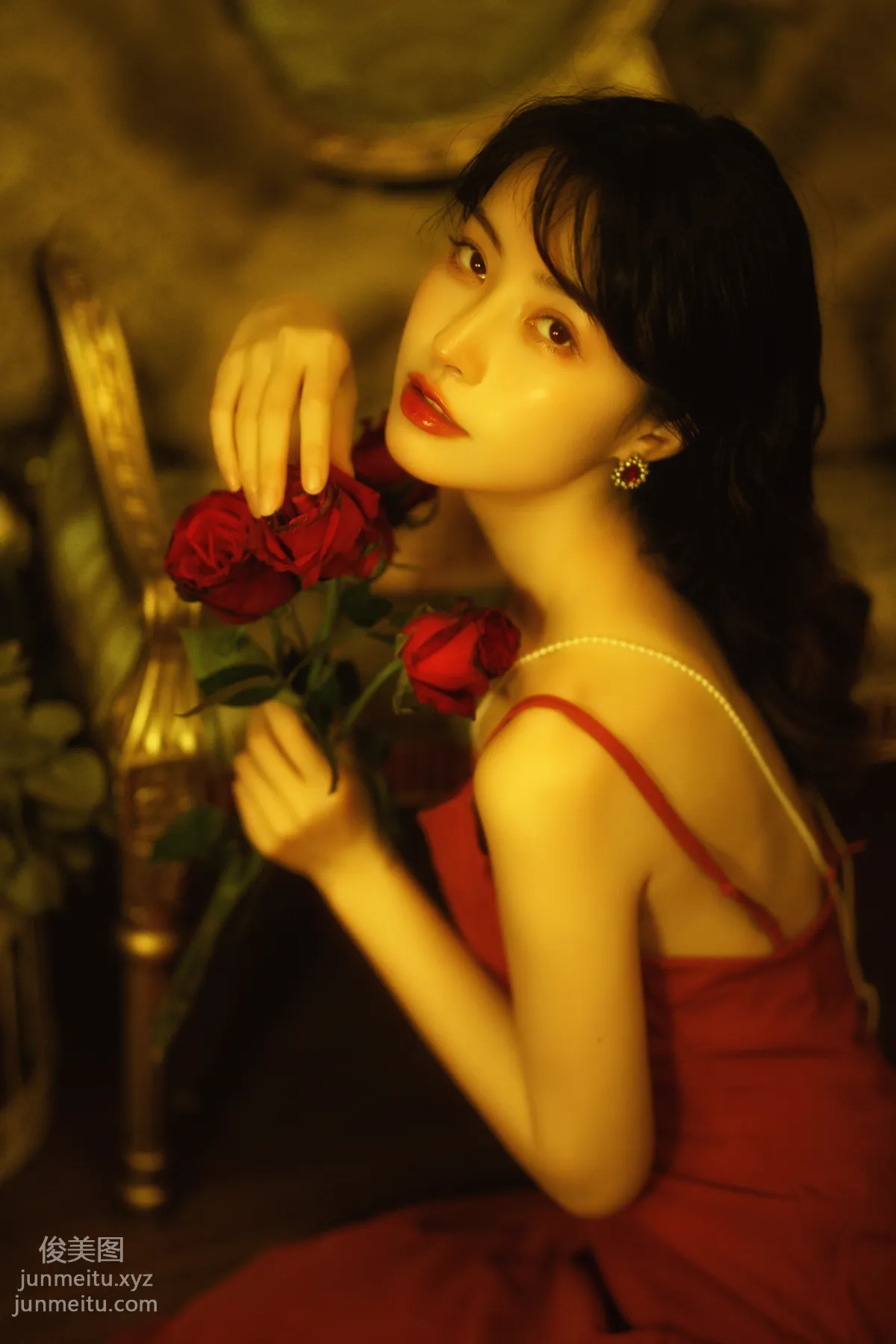 Lan Yin: YiTuYu photo 22
