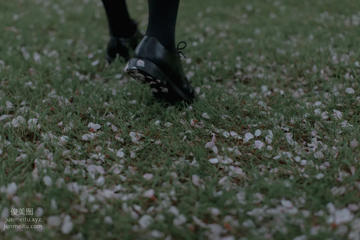 [YiTuYu] 2021.09.02 Cherry Blossoms Falling, Tang Xixi photo 30