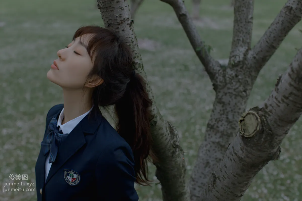 [YiTuYu] 2021.09.02 Cherry Blossoms Falling, Tang Xixi photo 31