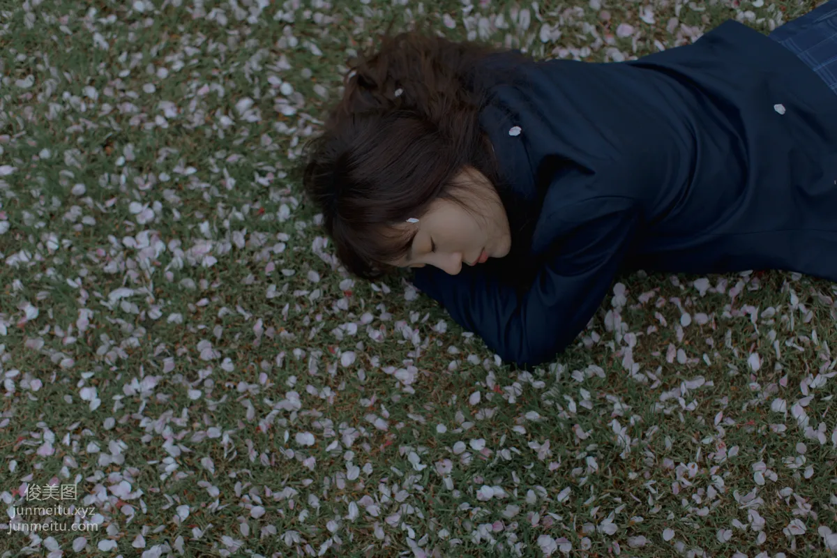 [YiTuYu] 2021.09.02 Cherry Blossoms Falling, Tang Xixi photo 40