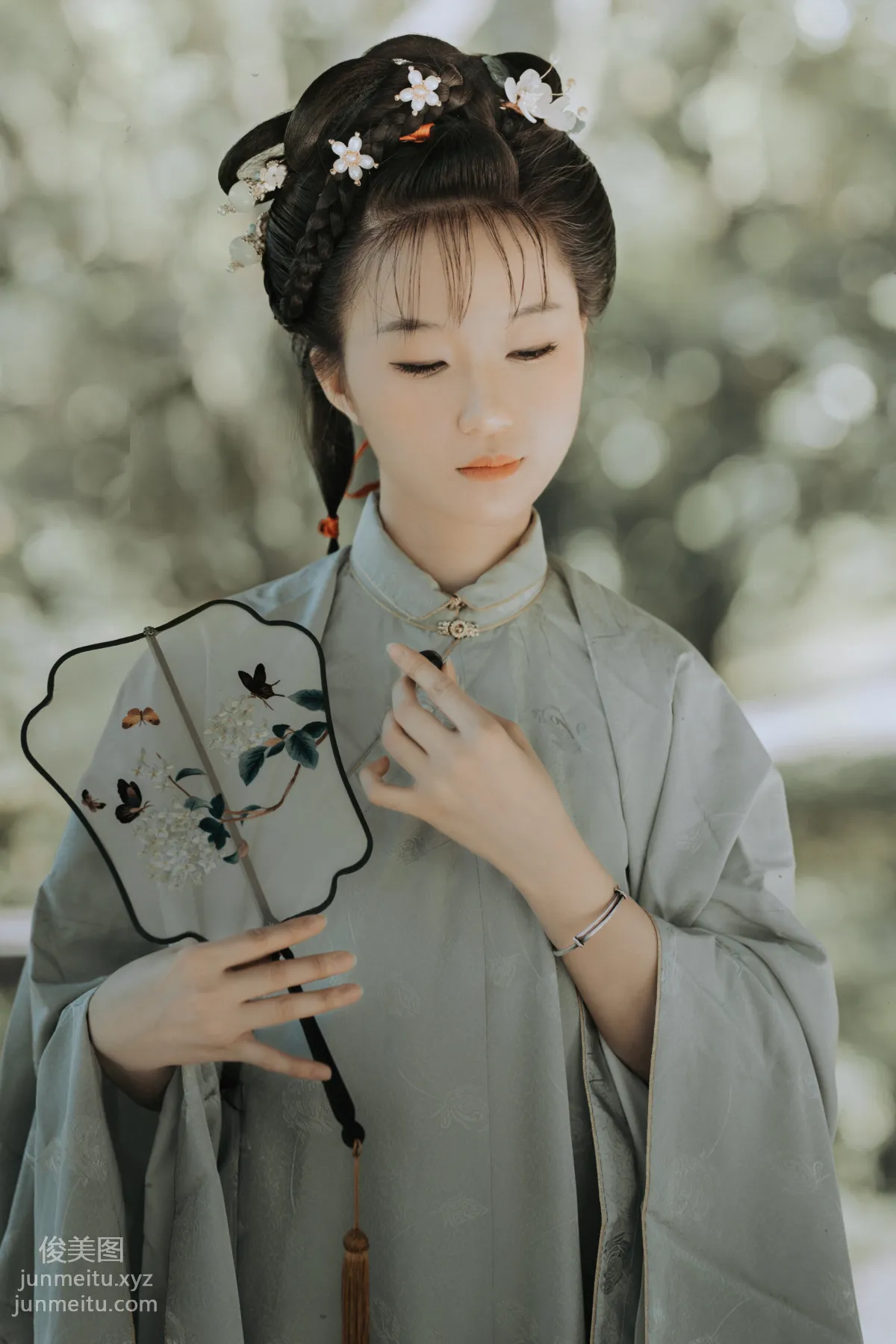 Fan Lu: YiTuYu photo 4