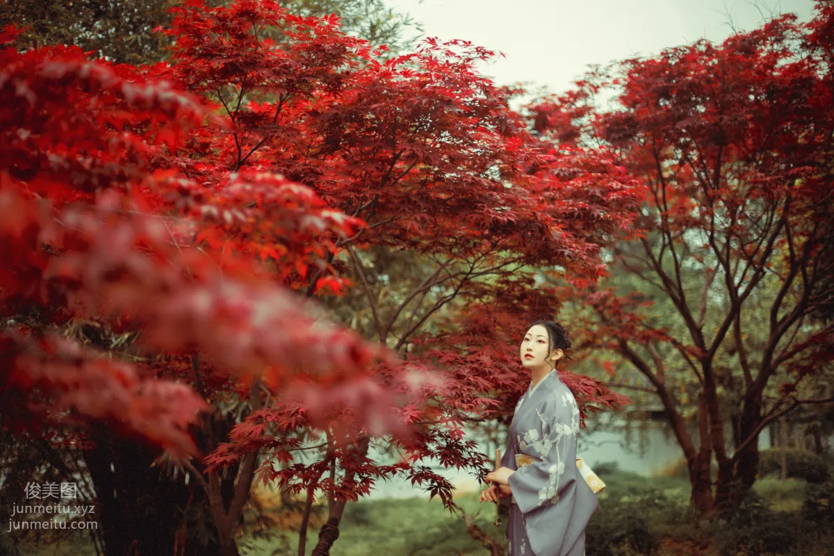 [YiTuYu] 2021.09.02 Deep in the Red Leaves, Mei Fannao photo 17