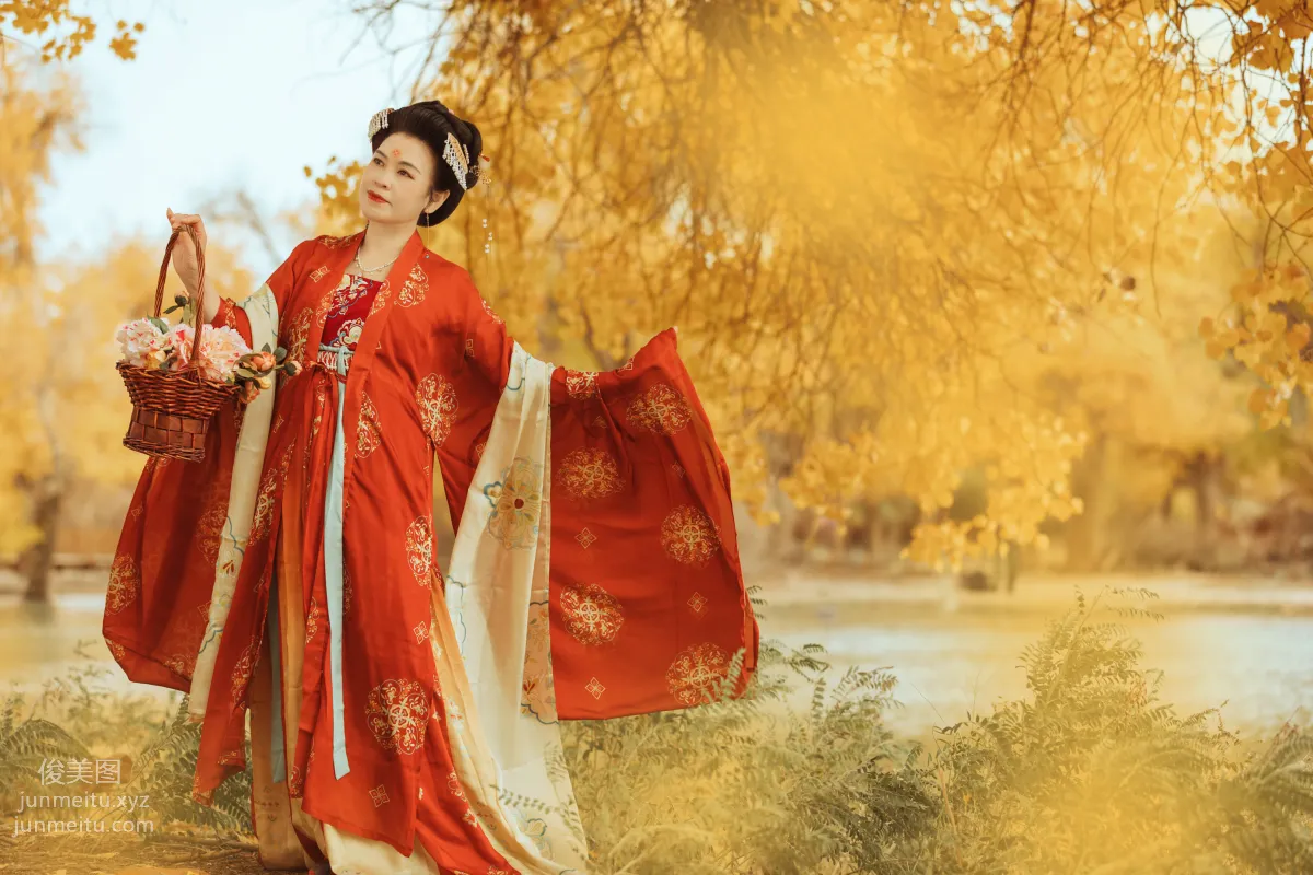 [YiTuYu] 2021.09.03 Time Does Not Defeat a Beauty, Zhi Qiu photo 8