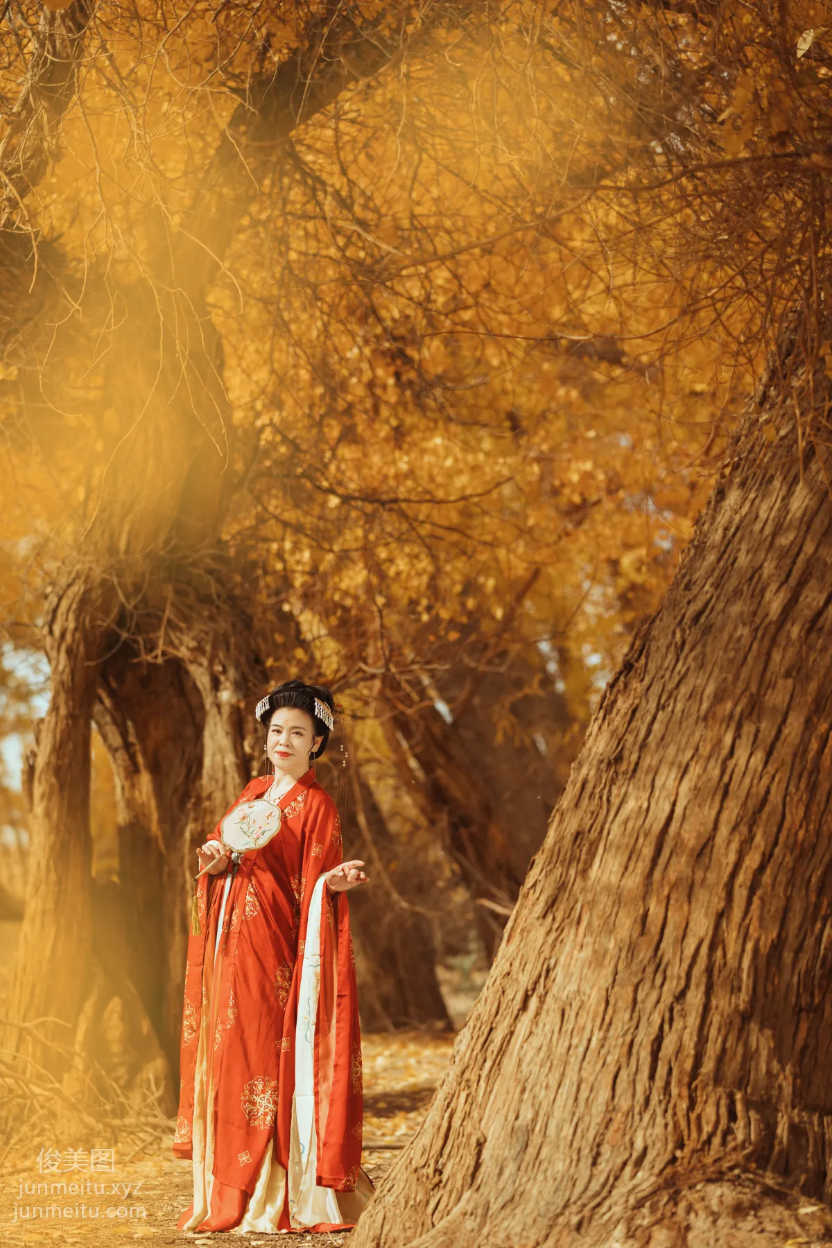 [YiTuYu] 2021.09.03 Time Does Not Defeat a Beauty, Zhi Qiu photo 15