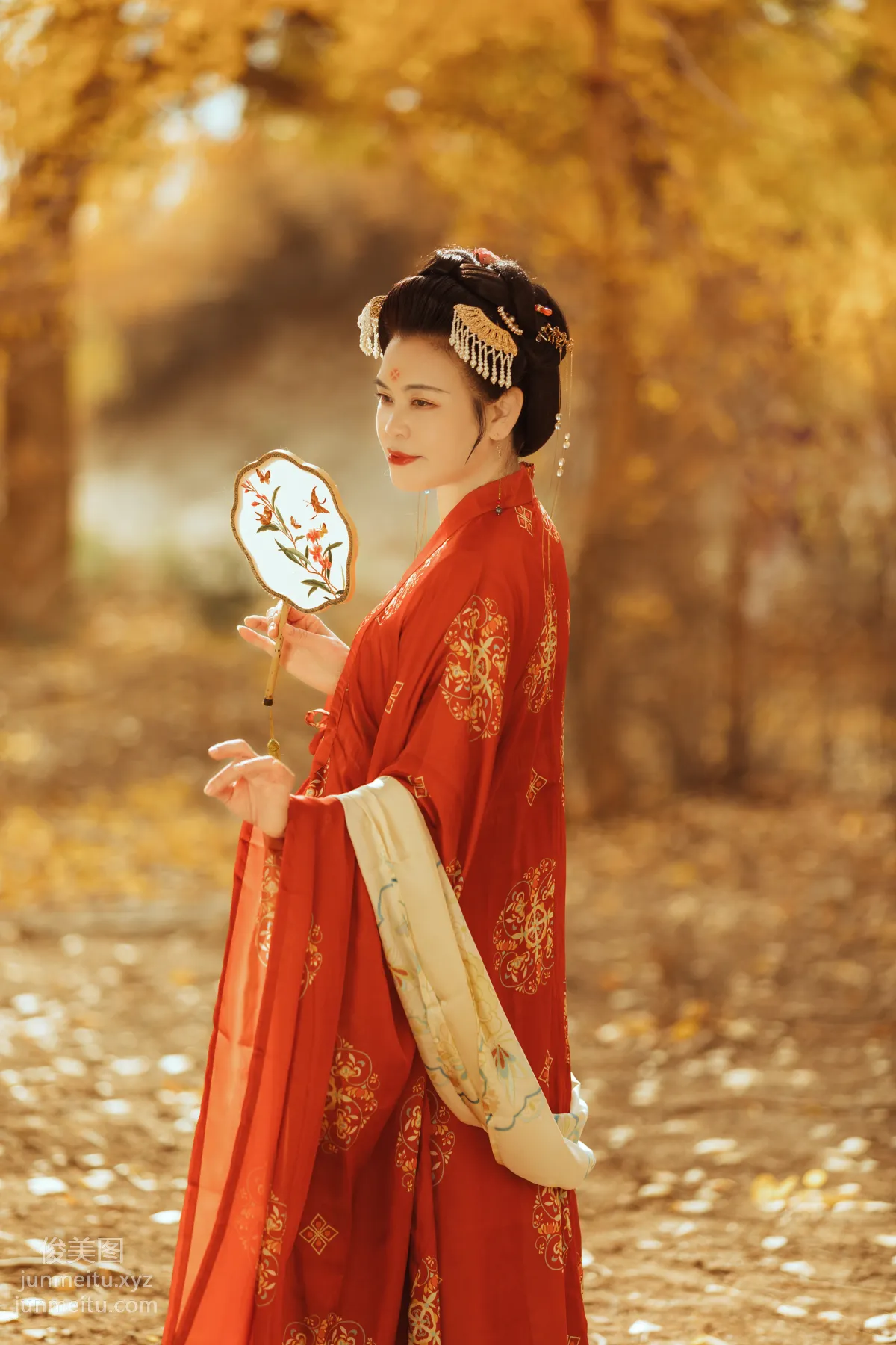 [YiTuYu] 2021.09.03 Time Does Not Defeat a Beauty, Zhi Qiu photo 17