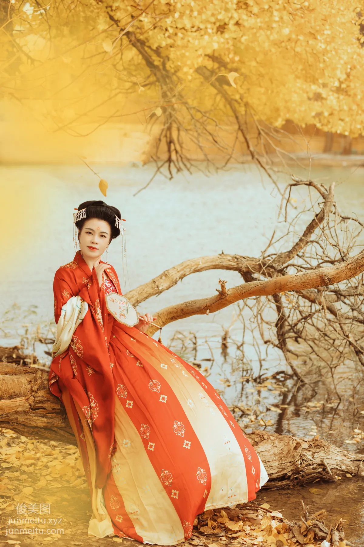 [YiTuYu] 2021.09.03 Time Does Not Defeat a Beauty, Zhi Qiu photo 25