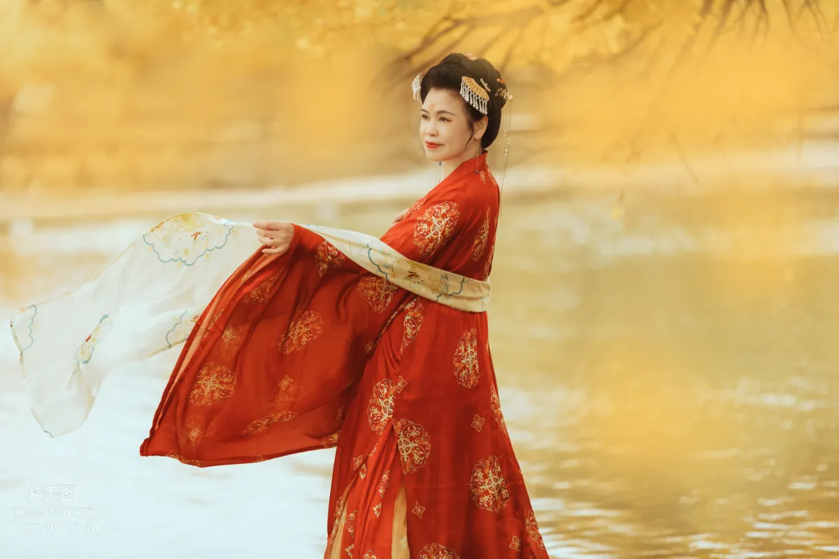 [YiTuYu] 2021.09.03 Time Does Not Defeat a Beauty, Zhi Qiu photo 27