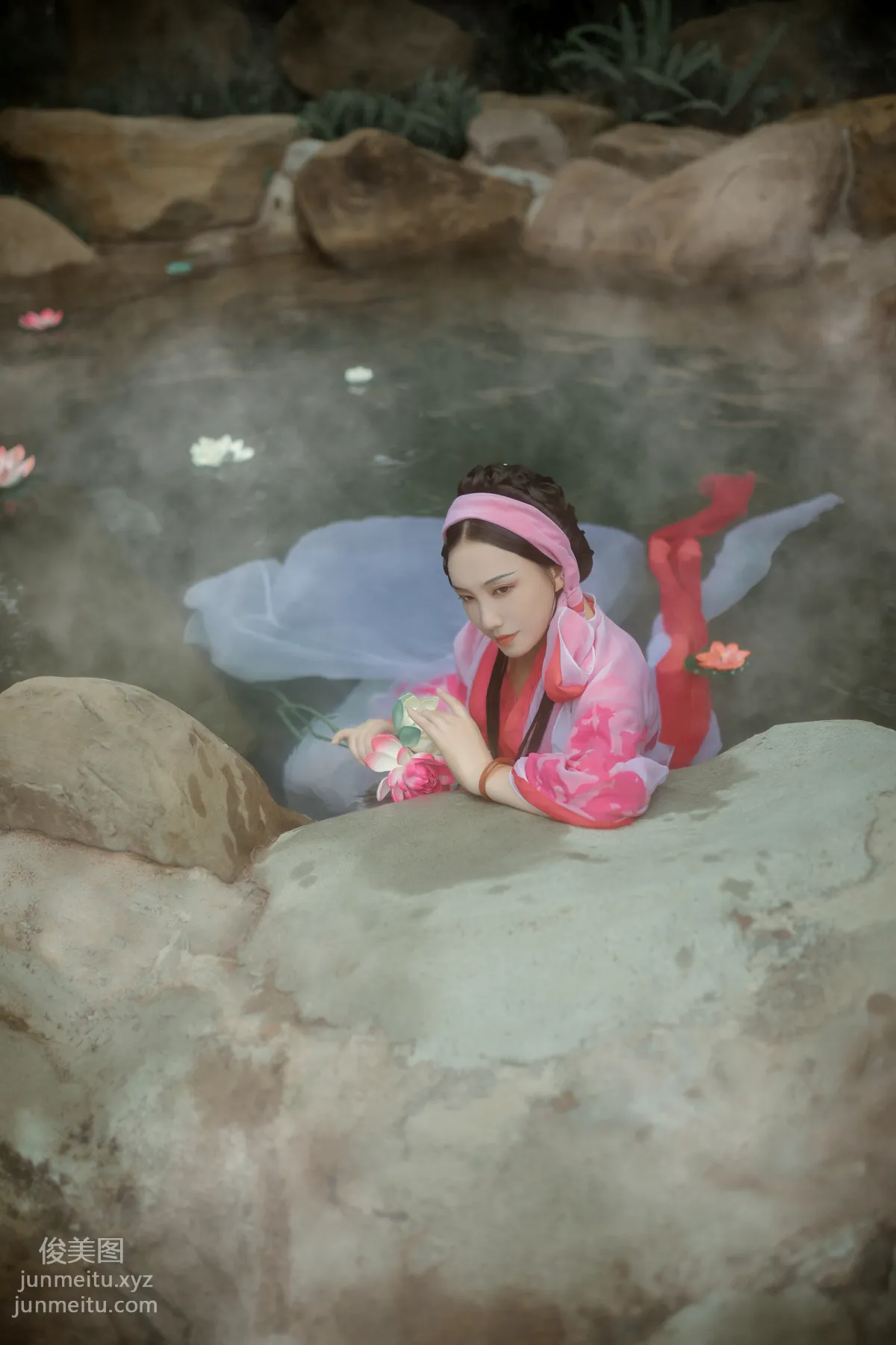 Han Yin: YiTuYu photo 10