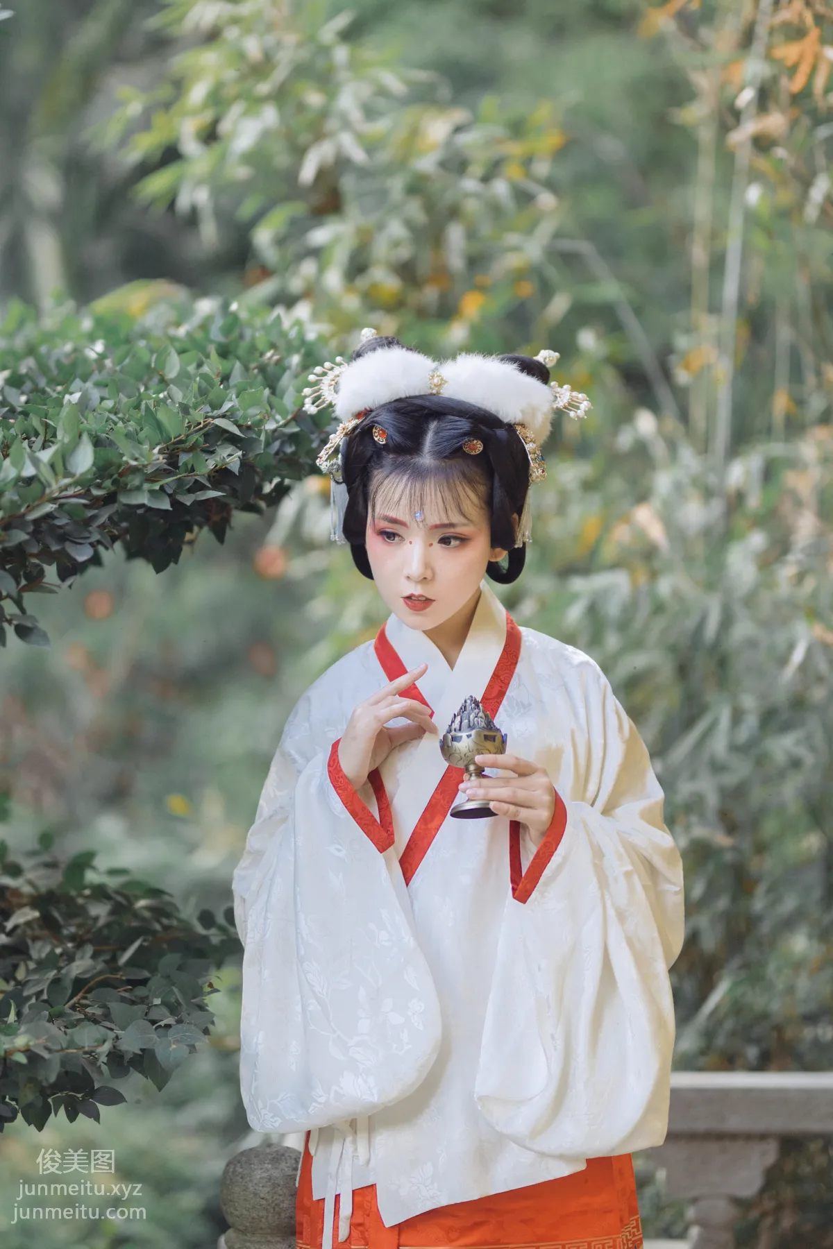 You Ran: YiTuYu photo 3