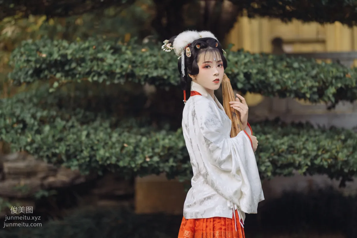 You Ran: YiTuYu photo 5