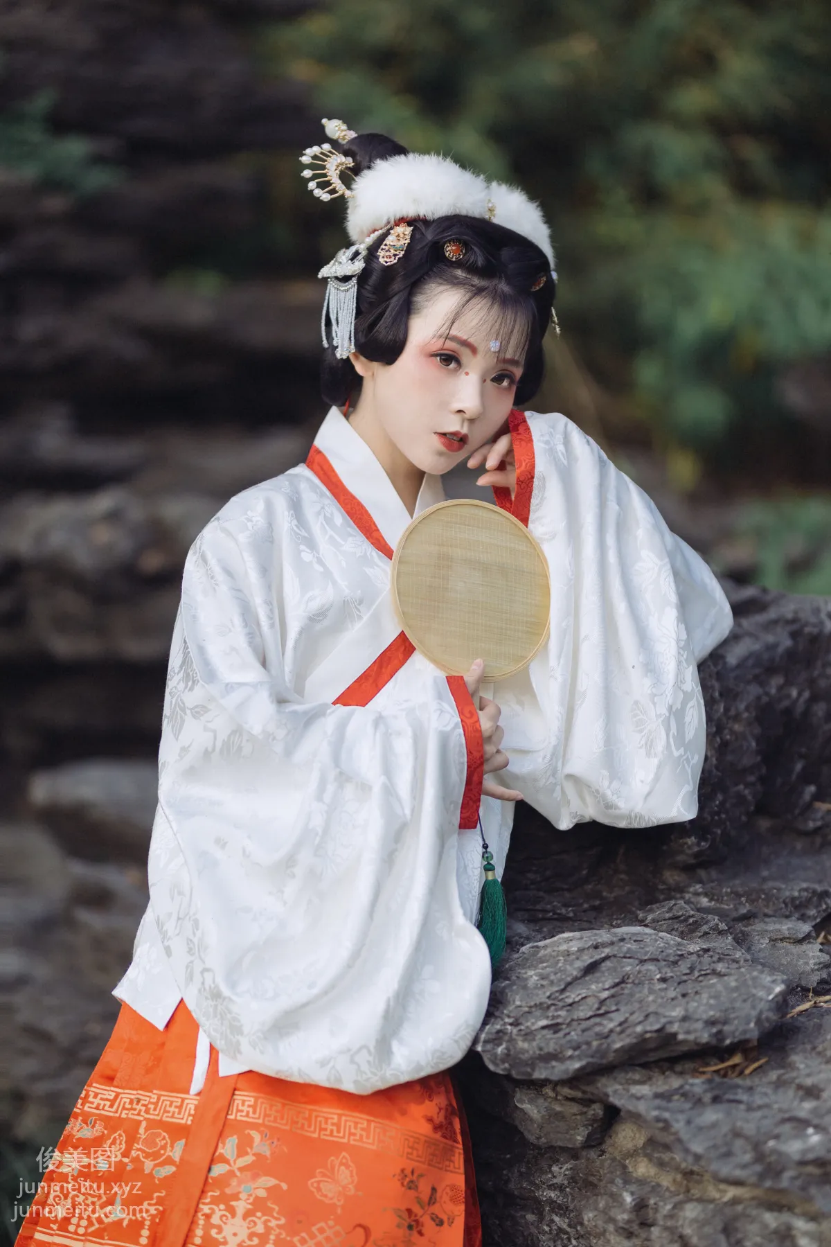 You Ran: YiTuYu photo 19