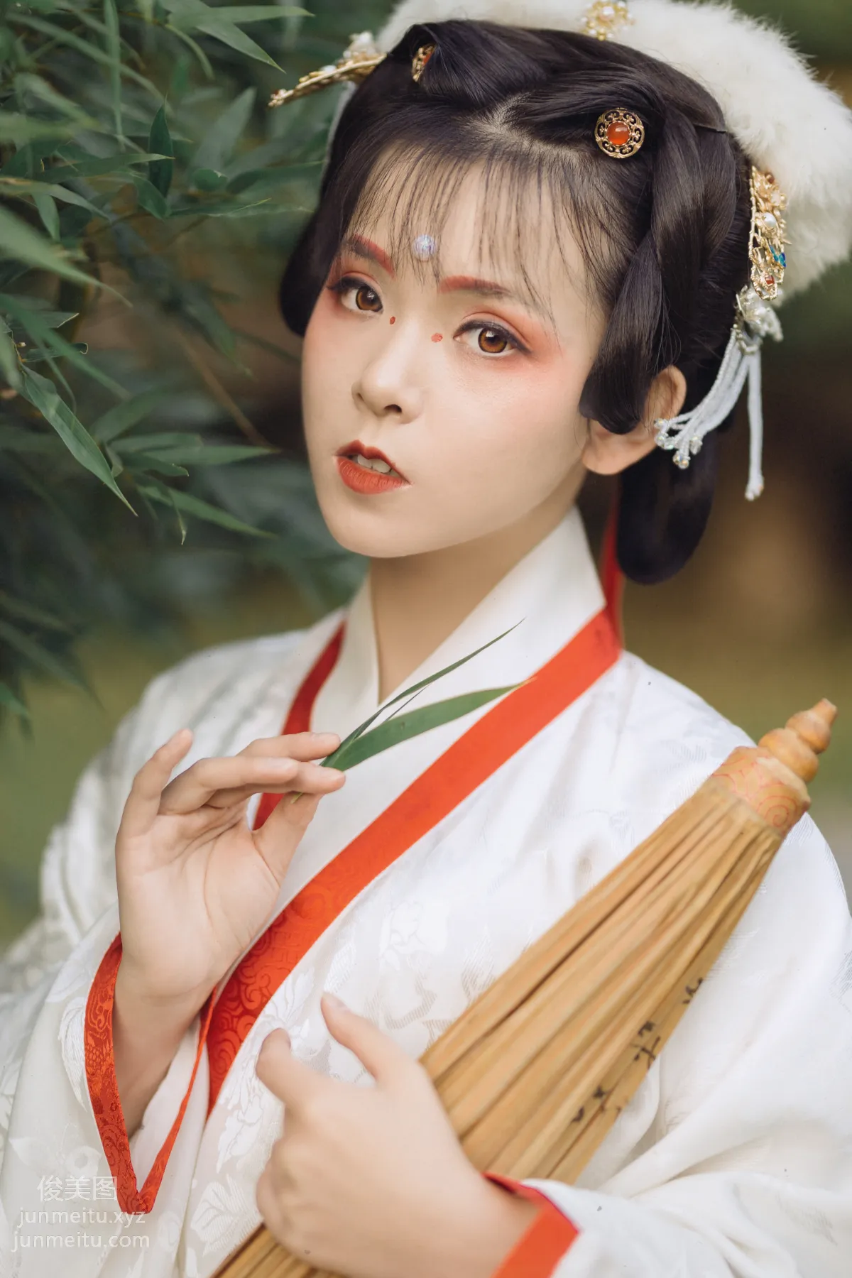 You Ran: YiTuYu photo 20