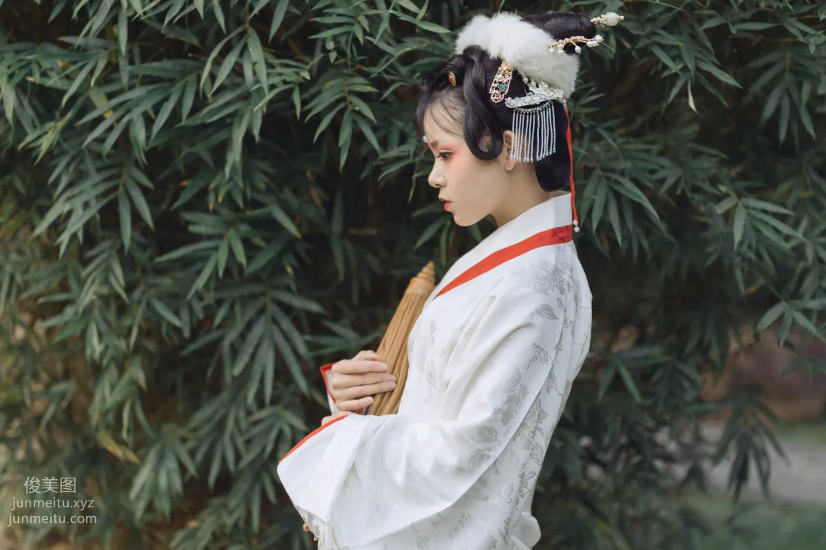 You Ran: YiTuYu photo 22