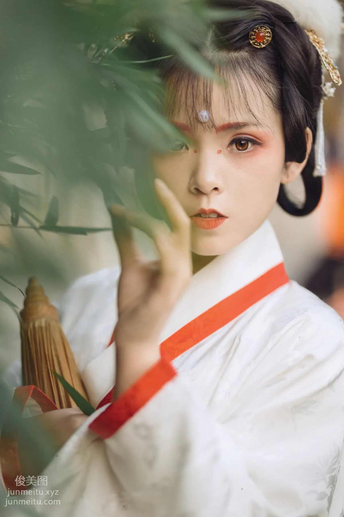 You Ran: YiTuYu photo 23