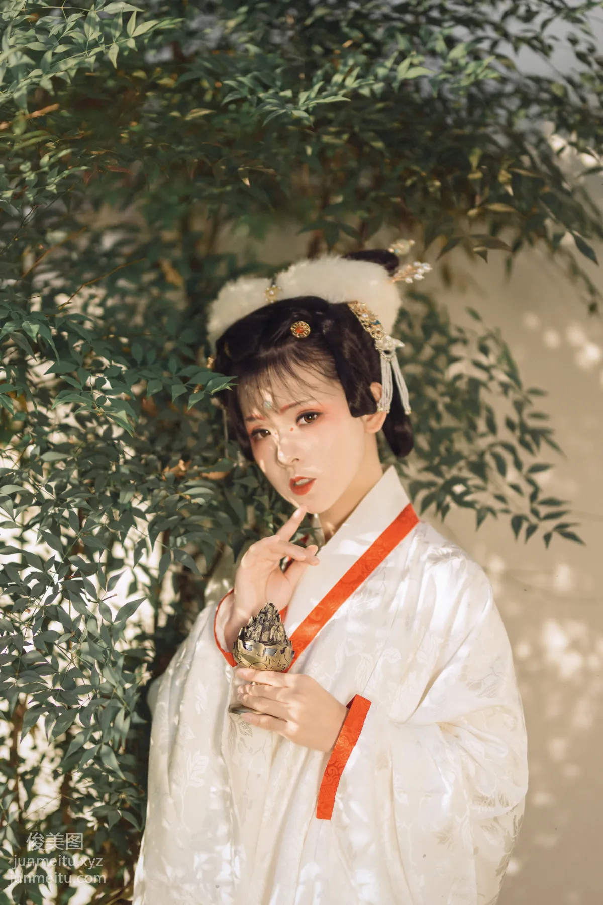 You Ran: YiTuYu photo 24