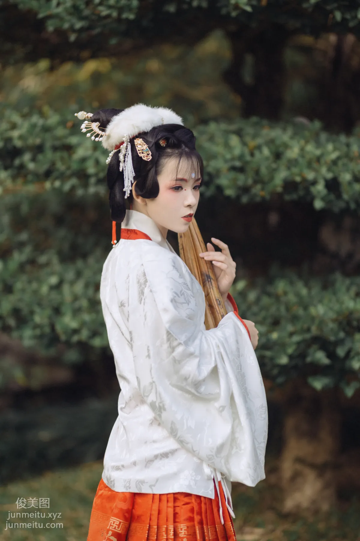 You Ran: YiTuYu photo 26