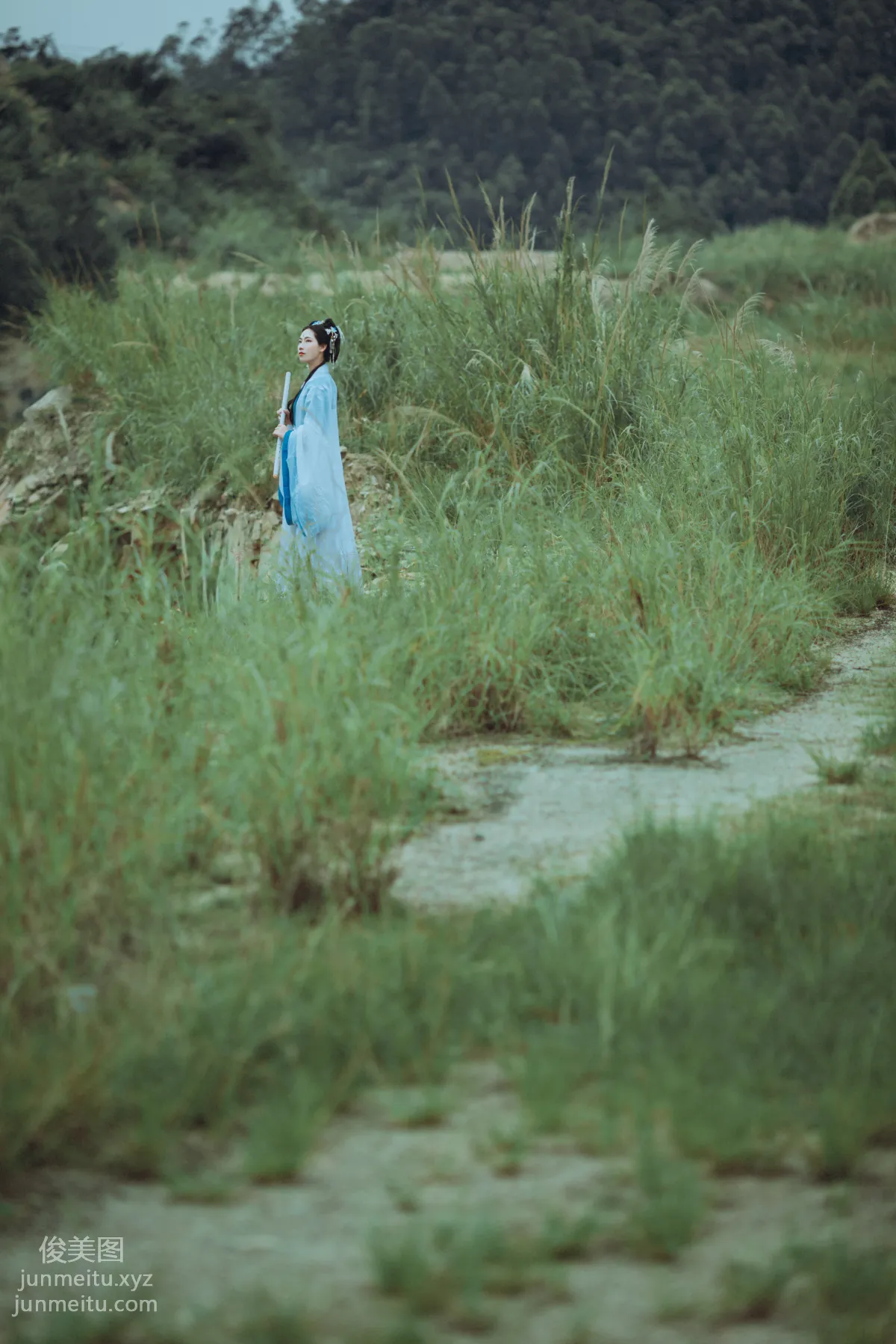 [YiTuYu] 2021.09.04 Hidden in Blue Robes Xiao Xuan photo 9
