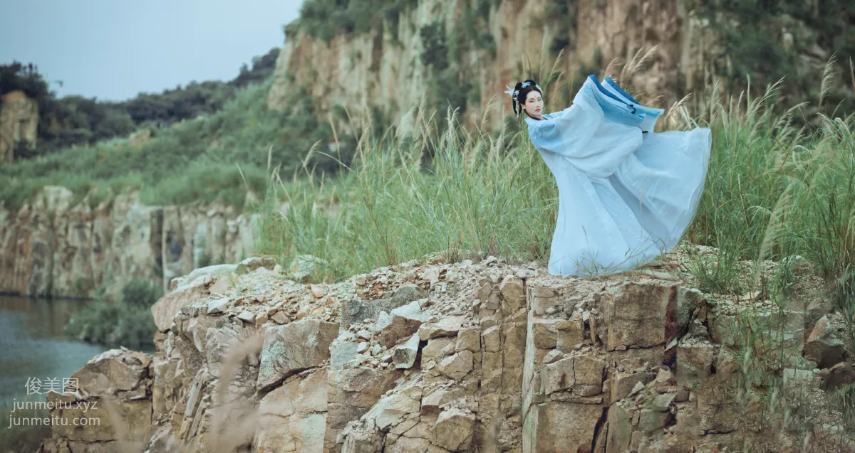 [YiTuYu] 2021.09.04 Hidden in Blue Robes Xiao Xuan photo 26