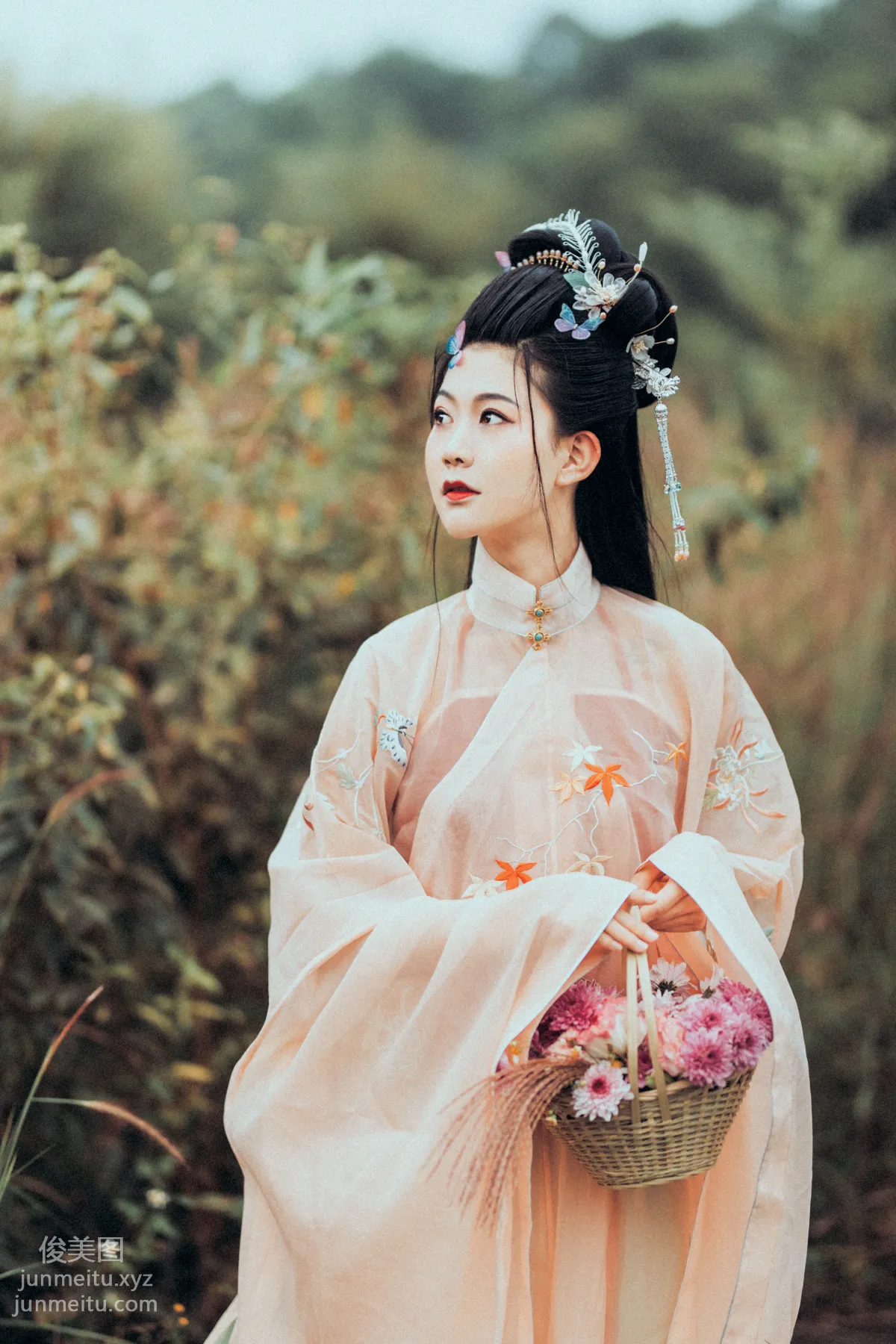 Tu Xiaobai: YiTuYu photo 4