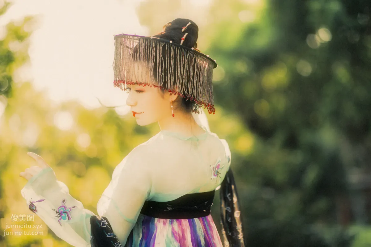 Wan Er: YiTuYu photo 2