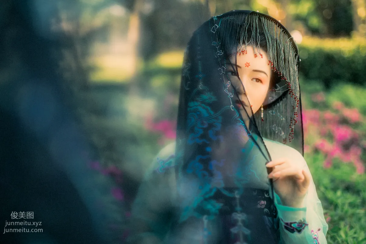 Wan Er: YiTuYu photo 4
