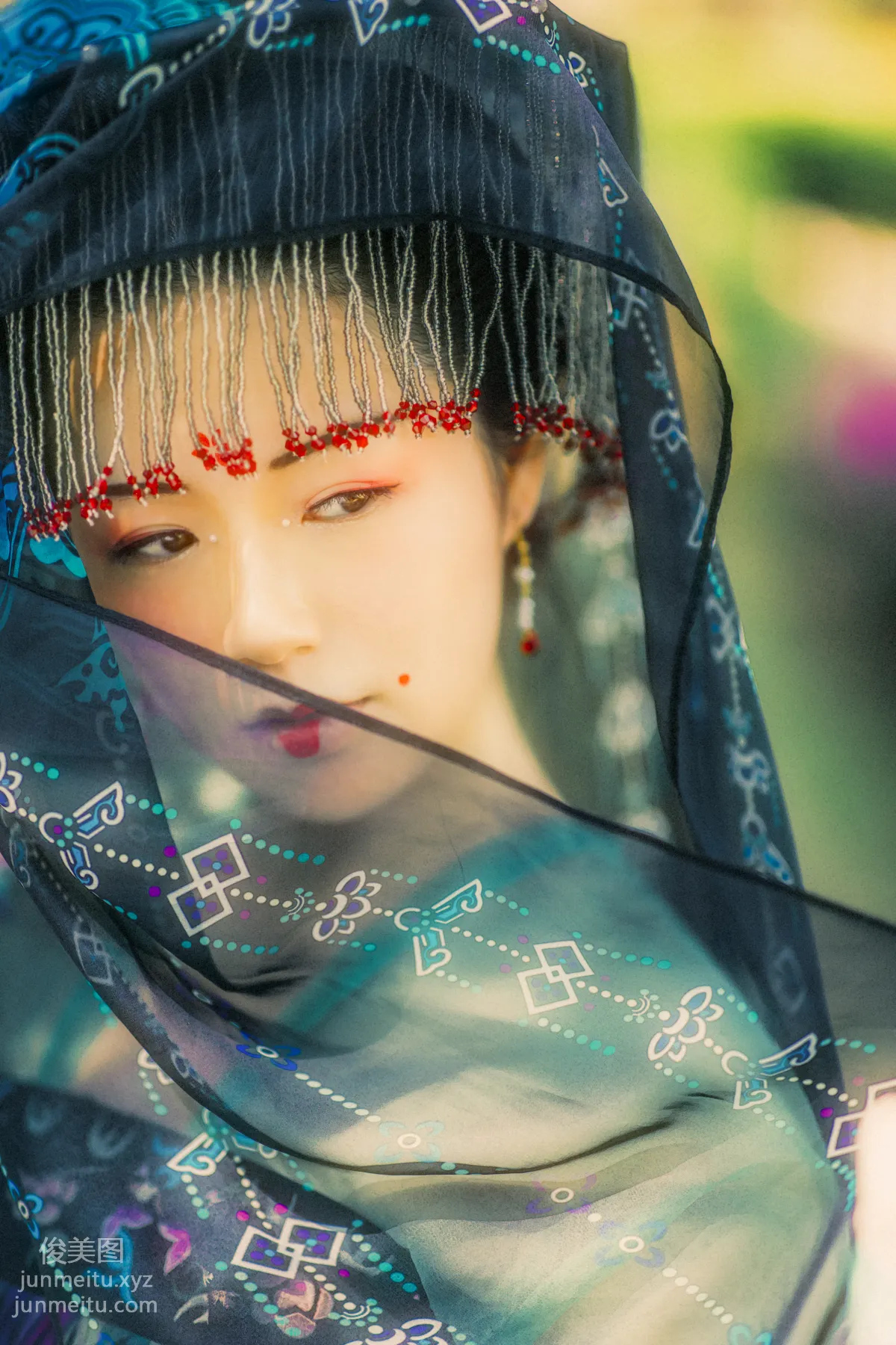 Wan Er: YiTuYu photo 15
