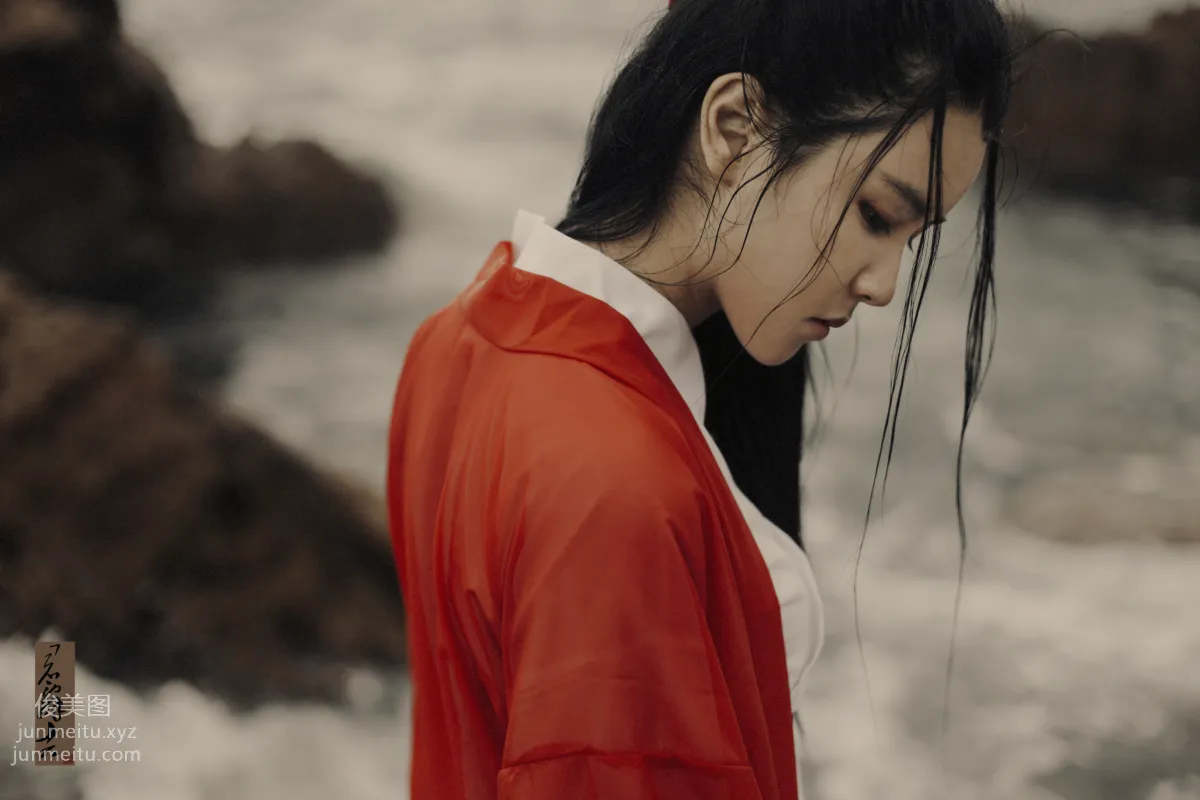 [YiTuYu] 2021.09.15 Poetic Eyes Weary of the World's End San Zhongzi photo 12