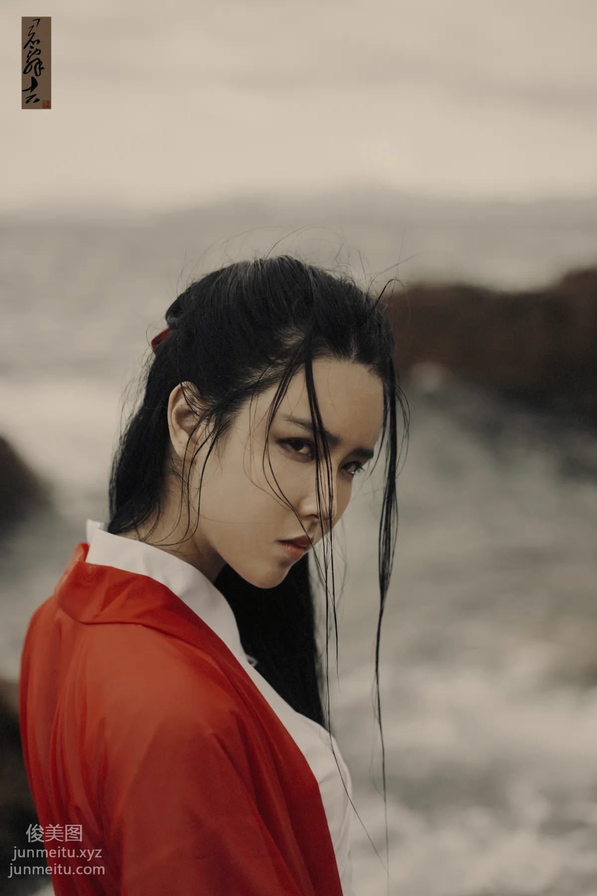 [YiTuYu] 2021.09.15 Poetic Eyes Weary of the World's End San Zhongzi photo 14