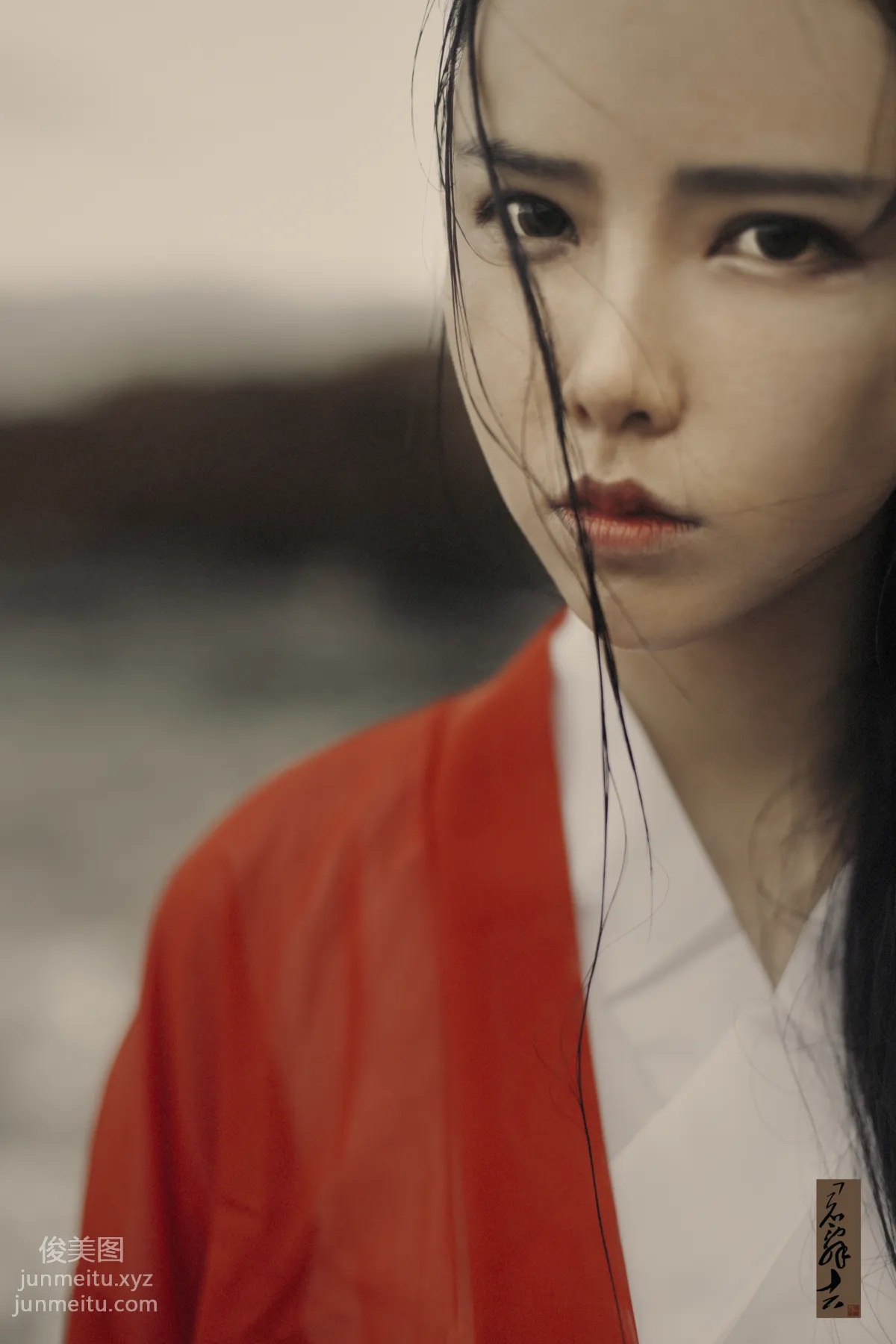 [YiTuYu] 2021.09.15 Poetic Eyes Weary of the World's End San Zhongzi photo 17
