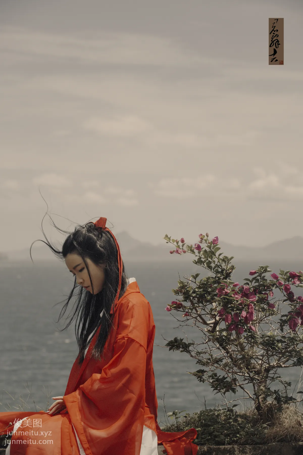 [YiTuYu] 2021.09.15 Poetic Eyes Weary of the World's End San Zhongzi photo 23