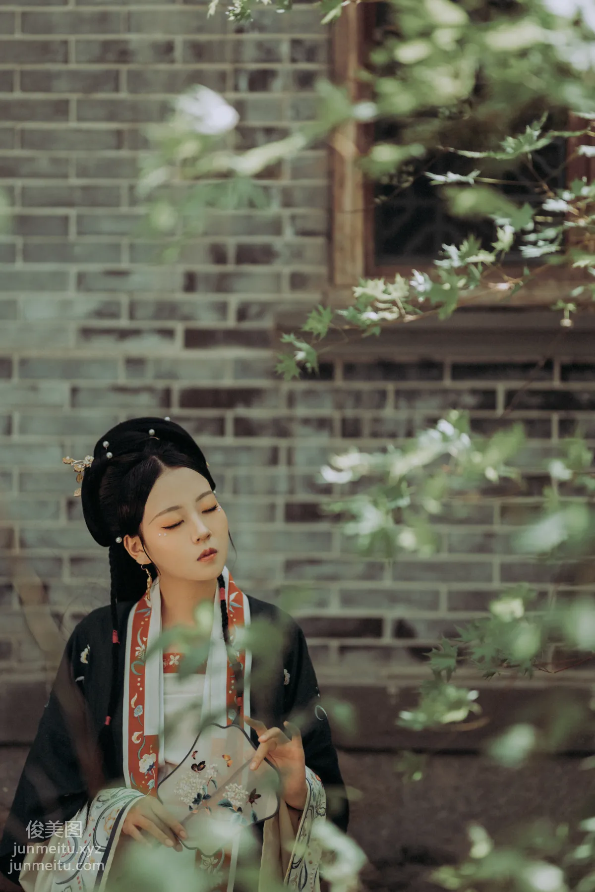 [YiTuYu] 2021.10.06 Grieving the Passing of Spring Qian Qian photo 10