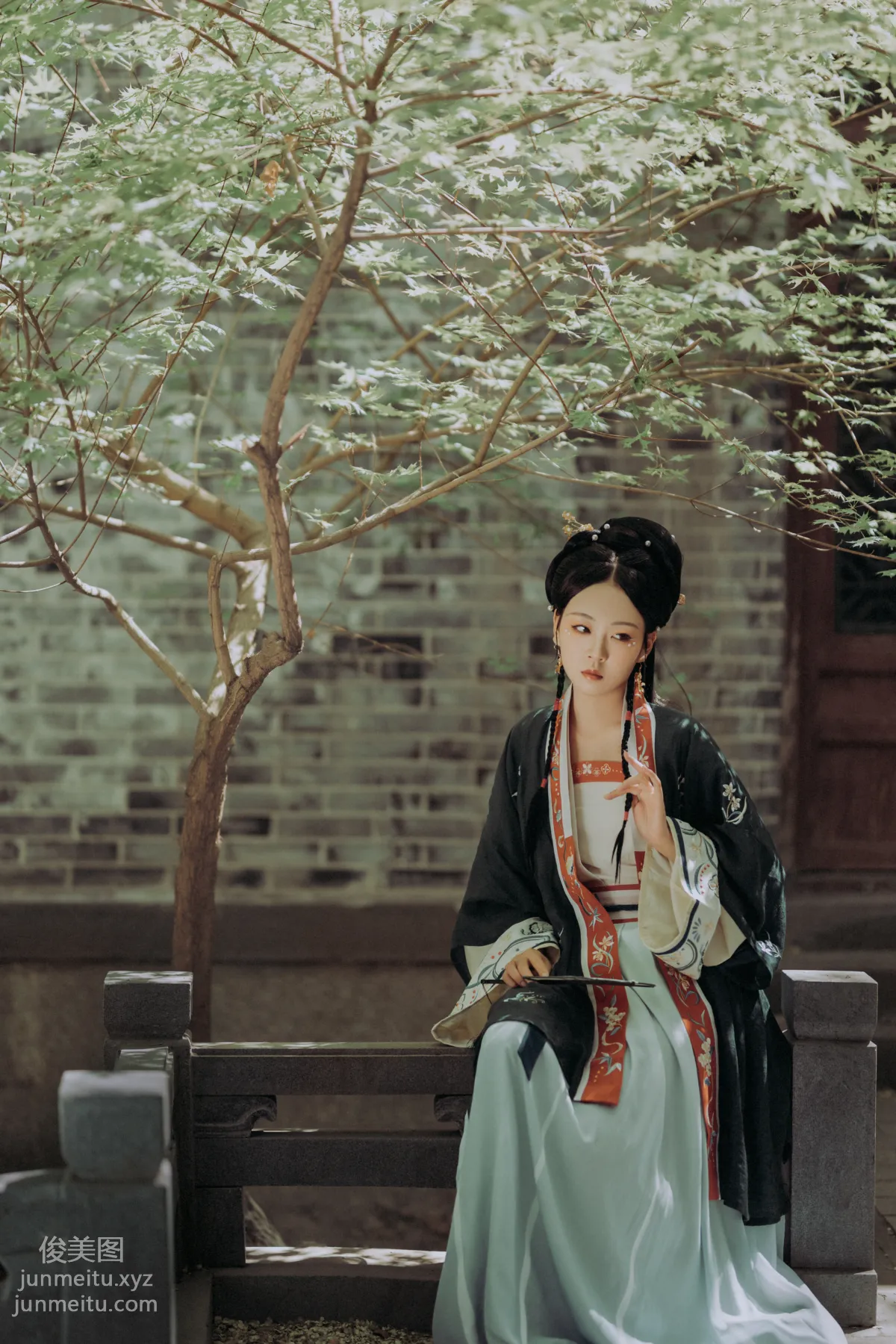 [YiTuYu] 2021.10.06 Grieving the Passing of Spring Qian Qian photo 14
