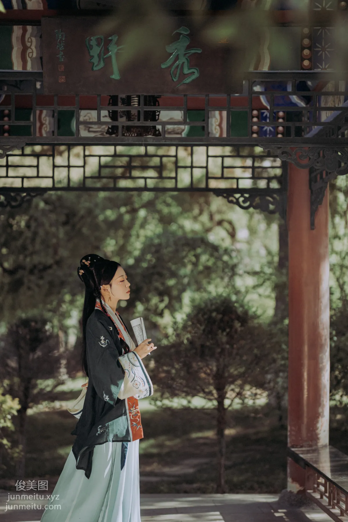 [YiTuYu] 2021.10.06 Grieving the Passing of Spring Qian Qian photo 16