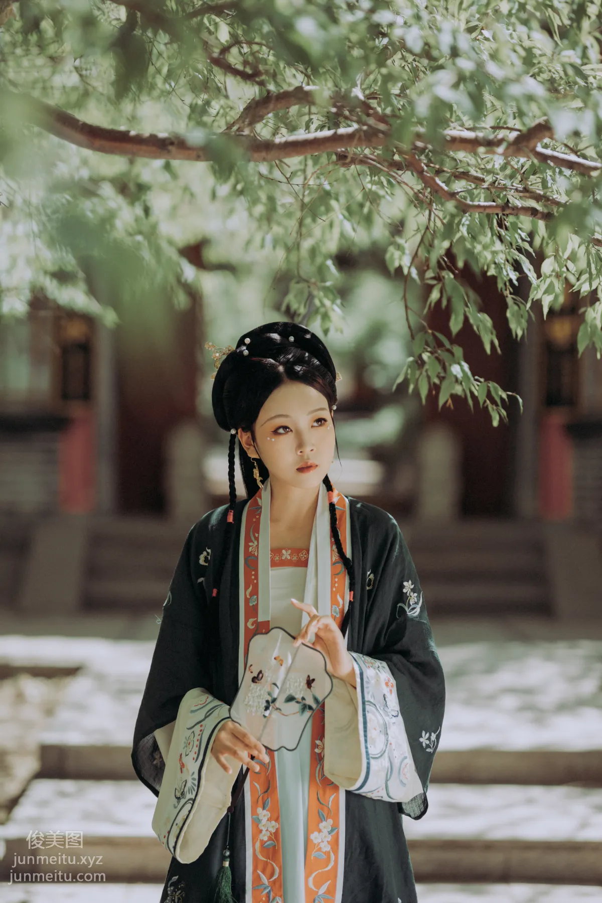 [YiTuYu] 2021.10.06 Grieving the Passing of Spring Qian Qian photo 24