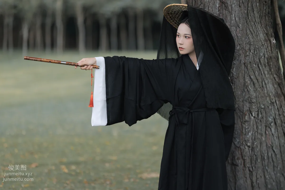 Xiao Bai: YiTuYu photo 17