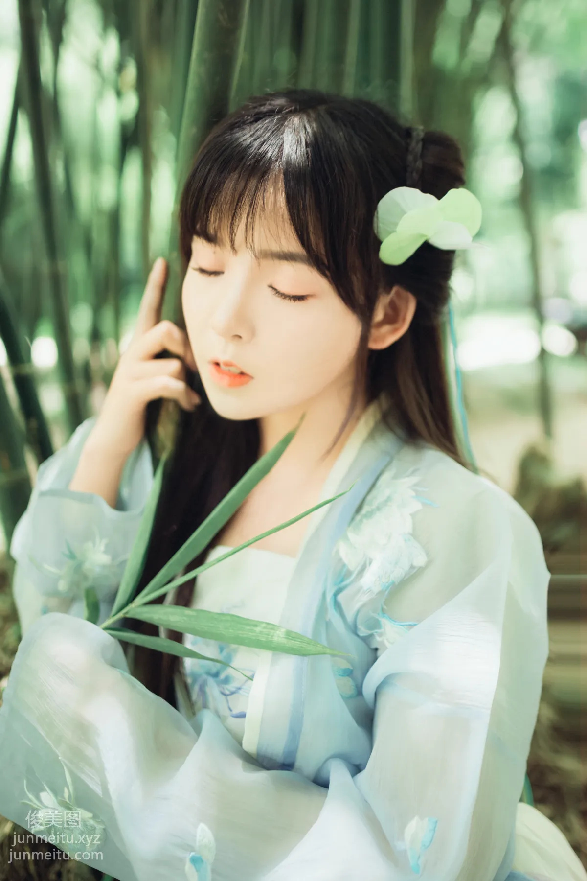 [YiTuYu] 2021.10.12 Zhao Linger You Ran photo 21