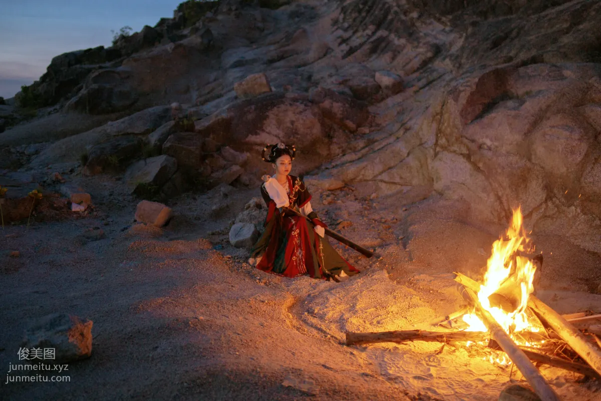 [YiTuYu] 2021.10.14 Frontier Song Zha Zhazi photo 4