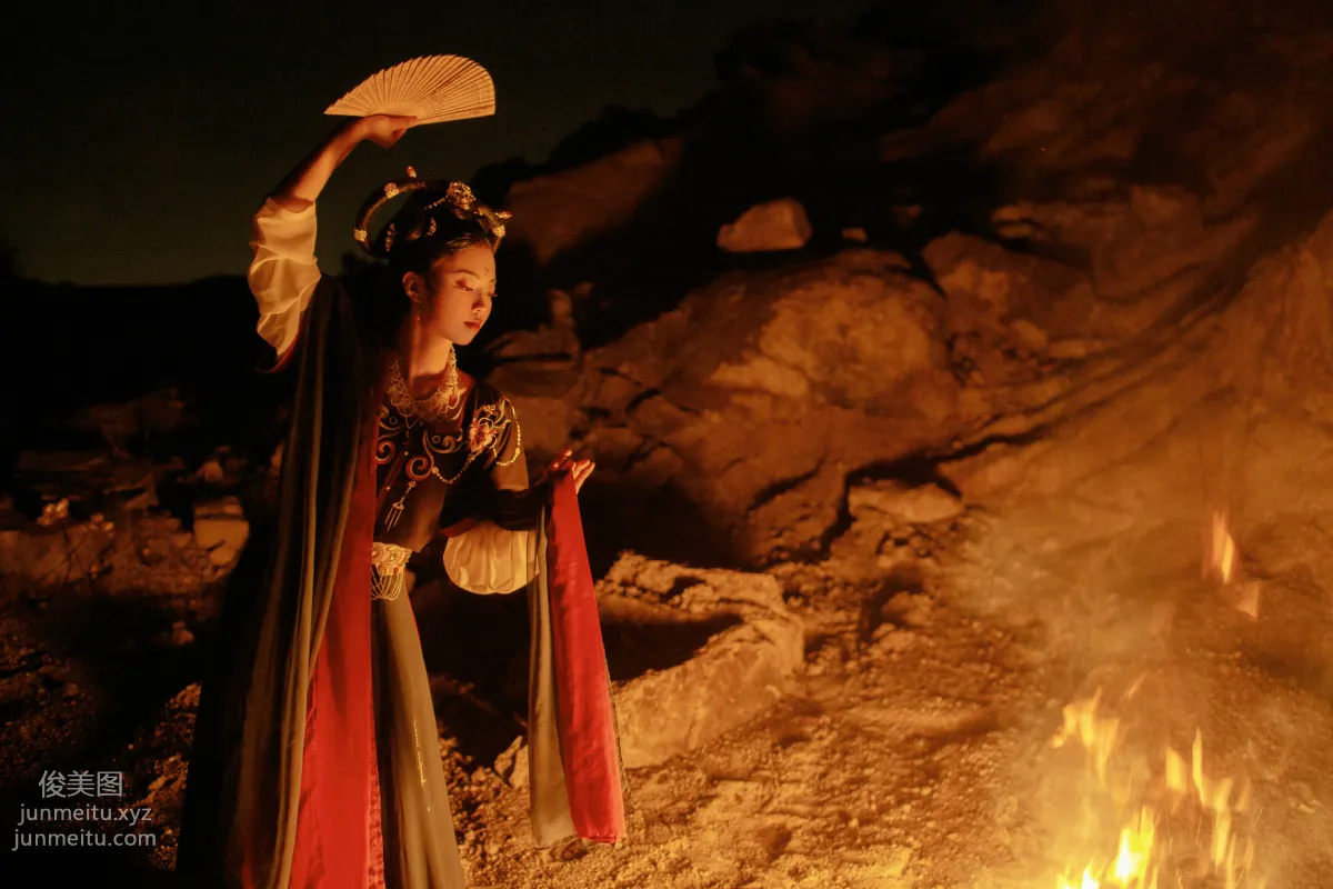 [YiTuYu] 2021.10.14 Frontier Song Zha Zhazi photo 13