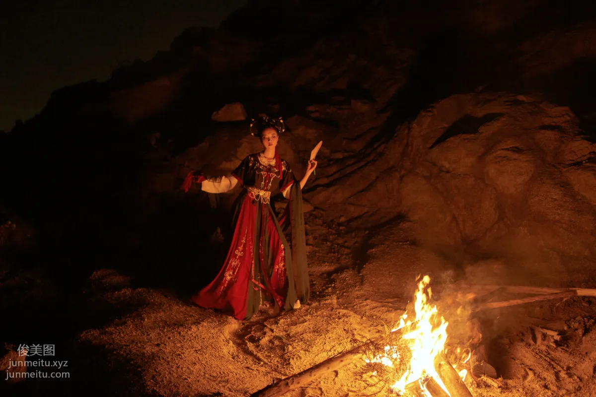 [YiTuYu] 2021.10.14 Frontier Song Zha Zhazi photo 16
