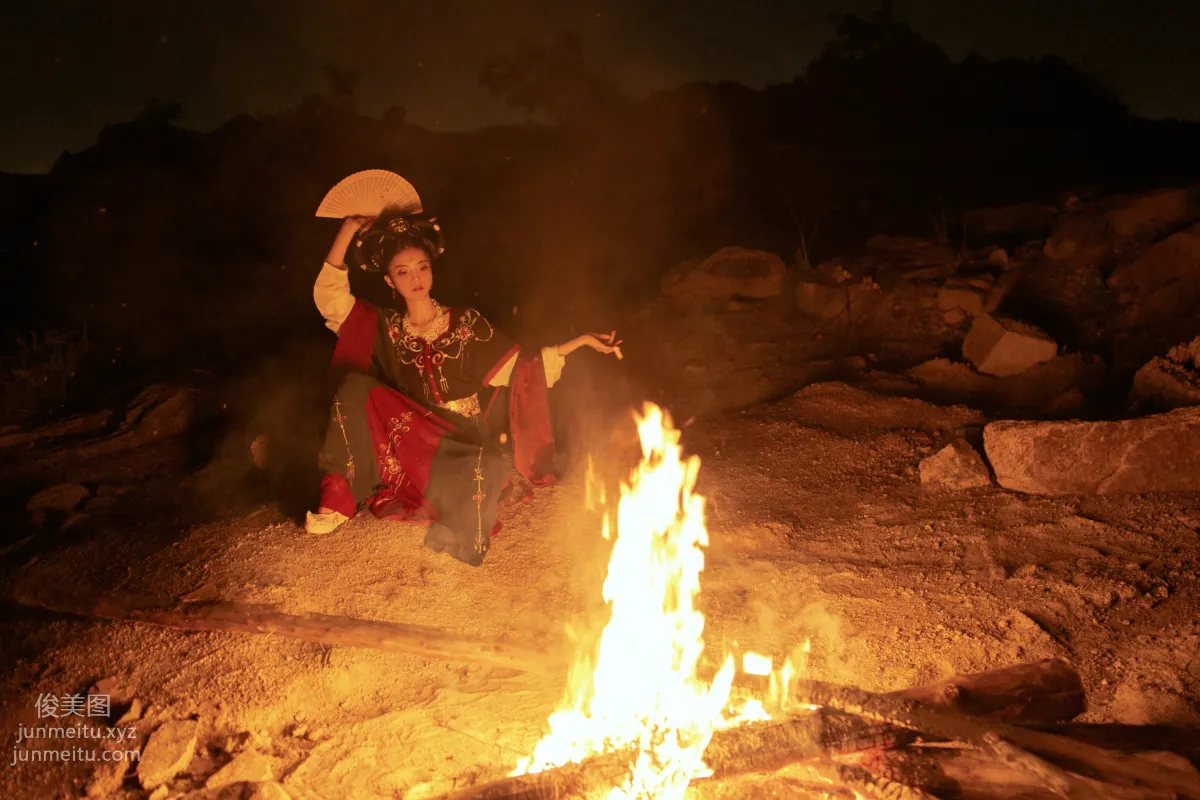 [YiTuYu] 2021.10.14 Frontier Song Zha Zhazi photo 20