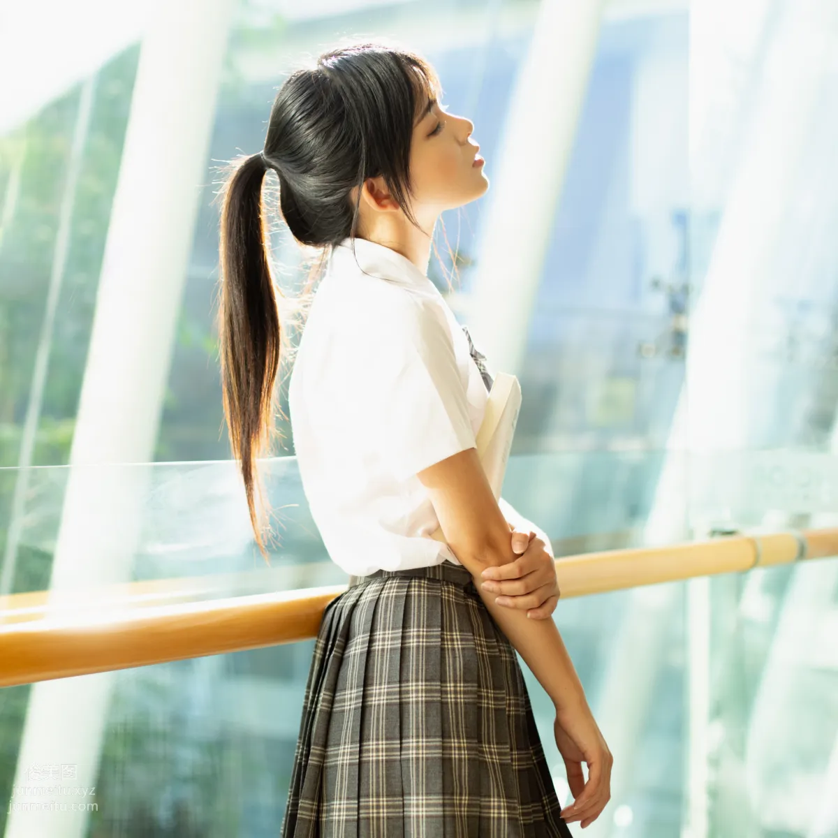 You Ran: YiTuYu photo 14