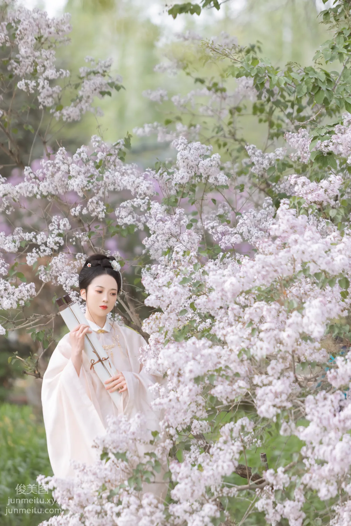 Labi Xiaoxin: YiTuYu photo 9