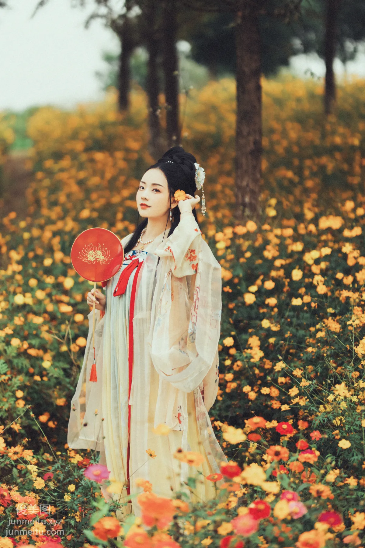 Seven: YiTuYu photo 22