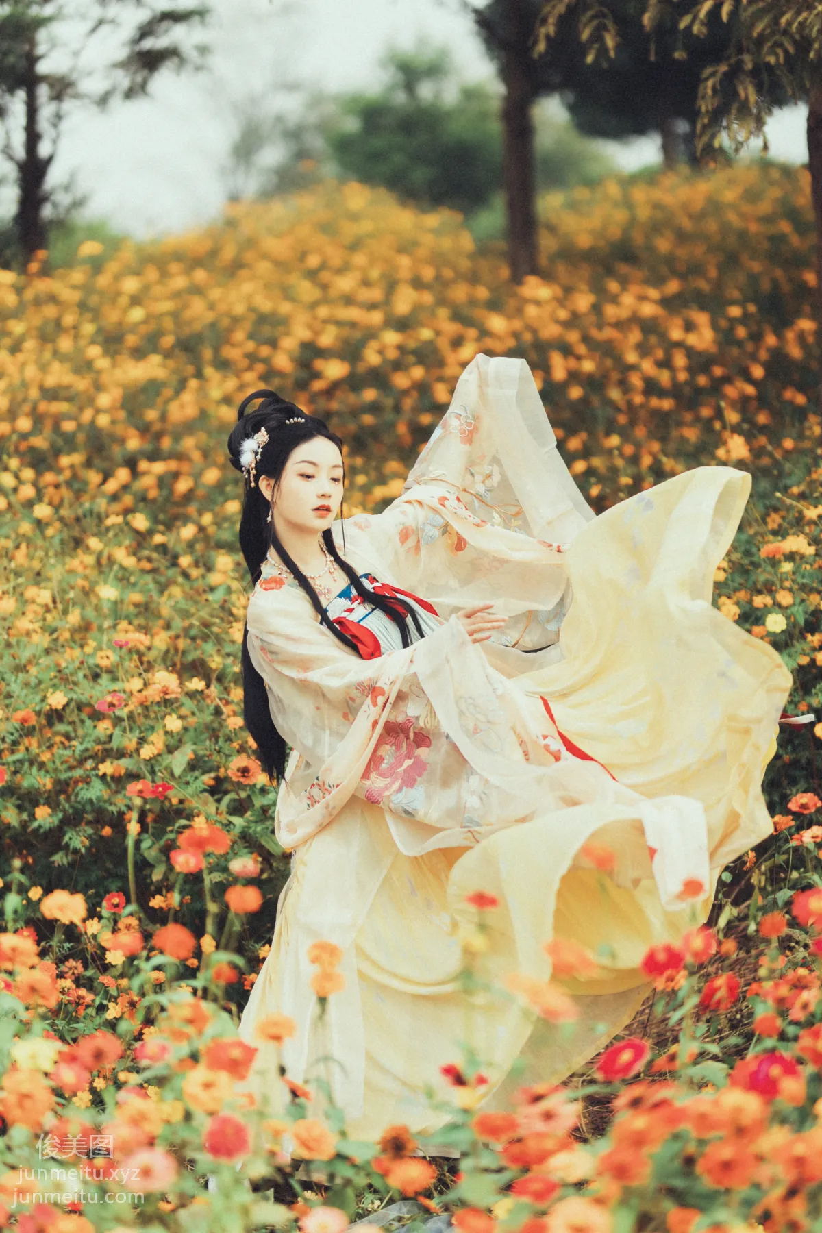 Seven: YiTuYu photo 34